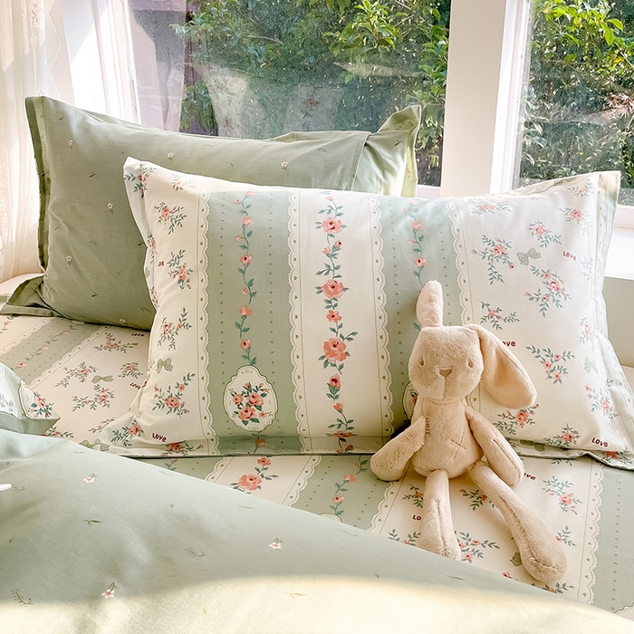 91家纺网 家纺一手货源 找家纺 绵庭家纺 2024新款AB版12868全棉印花单枕套 娴静小花