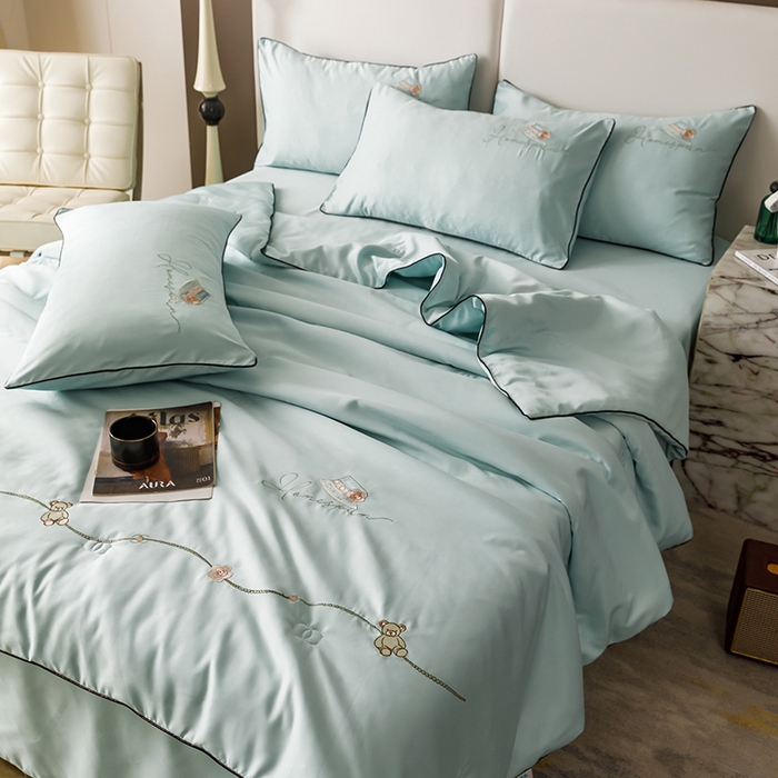 91家纺网 家纺一手货源 找家纺 欧冠家纺 2024新款大牌风水洗真丝绣花床笠被套夏被四件套公主日记系列-风格二 公主日记-白茶绿