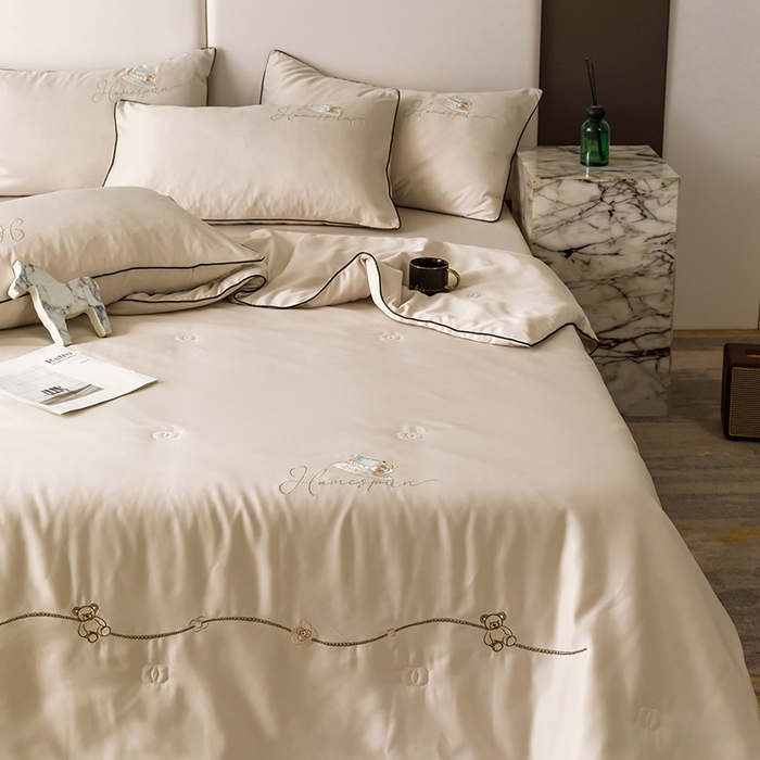 91家纺网 家纺一手货源 找家纺 欧冠家纺 2024新款大牌风水洗真丝绣花床笠被套夏被四件套公主日记系列-风格二 公主日记-香槟