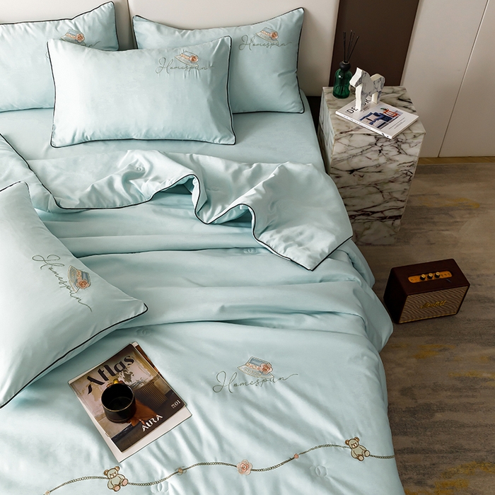 91家纺网 家纺一手货源 找家纺 欧冠家纺 2024新款大牌风水洗真丝绣花床笠被套夏被四件套公主日记系列-风格二 公主日记-白茶绿