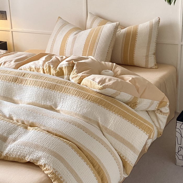 91家纺网 家纺一手货源 找家纺 ab家纺 2024新款彩条双层纱提花四件套 格调杏