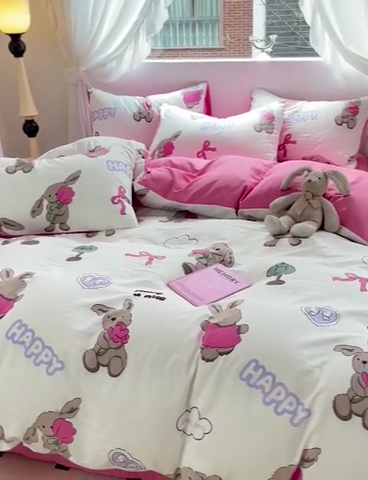 91家纺网 家纺一手货源 找家纺 优选良品 2025新款直播爆款母婴级水洗皱皱棉四件套小碎花被套床笠款三件套 兔兔报道