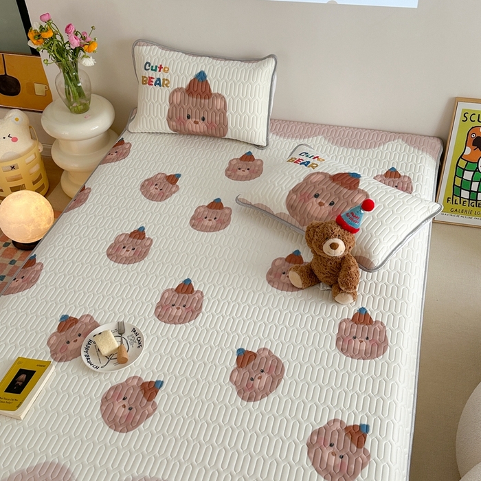 91家纺网 家纺一手货源 找家纺 美乐迪 2024新款大版乳胶凉席 帽子熊