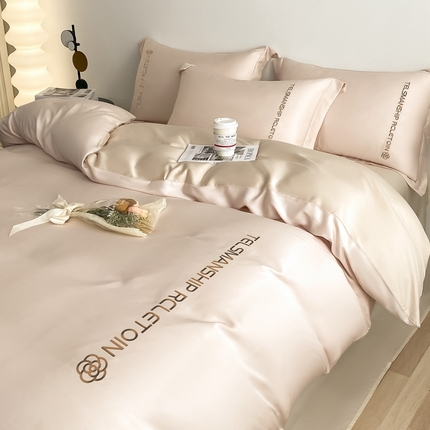 91家纺网 家纺一手货源 找家纺 (总)梦幻之城2023新款水洗真丝双拼刺绣小山茶花四件套--芮雅系列