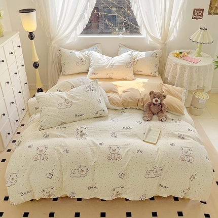 91家纺网 家纺一手货源 找家纺 优选良品 2025新款直播爆款母婴级水洗皱皱棉四件套小碎花被套床笠款三件套 小熊宝贝