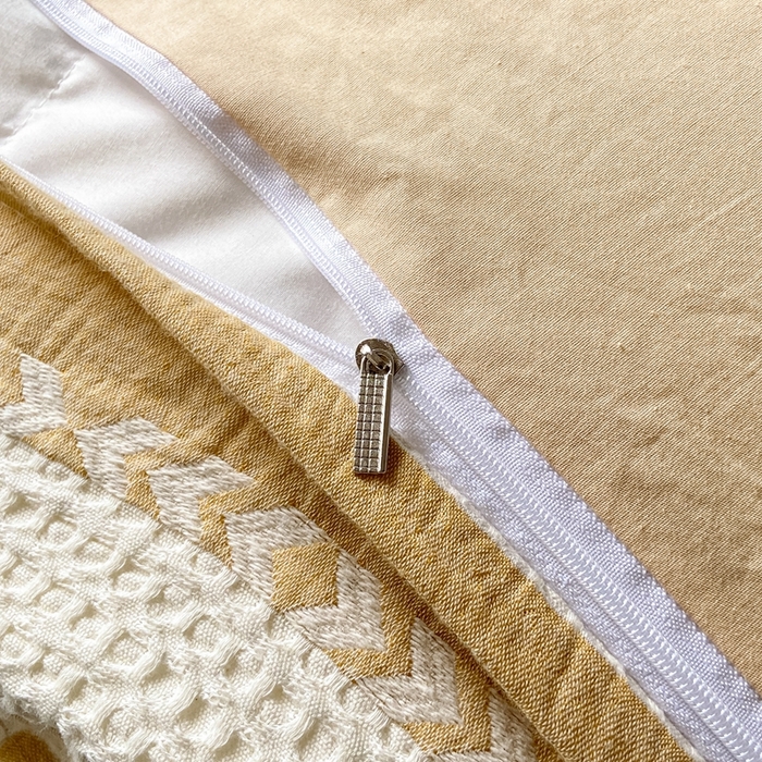 91家纺网 家纺一手货源 找家纺 ab家纺 2024新款彩条双层纱提花四件套 格调杏