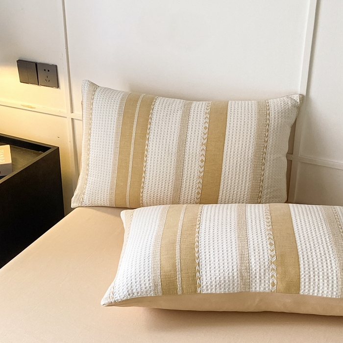 91家纺网 家纺一手货源 找家纺 ab家纺 2024新款彩条双层纱提花四件套 格调杏