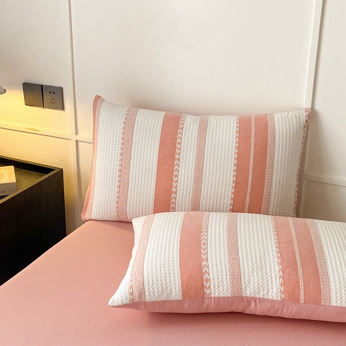 91家纺网 家纺一手货源 找家纺 ab家纺 2024新款彩条双层纱提花四件套 格调粉