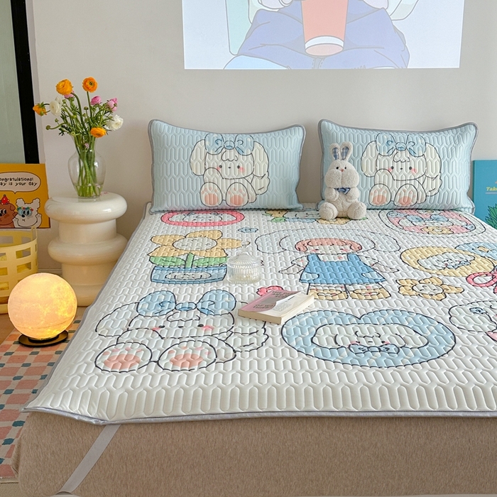 91家纺网 家纺一手货源 找家纺 美乐迪 2024新款大版乳胶凉席 蓝色女孩