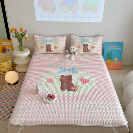 91家纺网 家纺一手货源 找家纺 美乐迪 2024新款大版乳胶凉席 快乐小熊