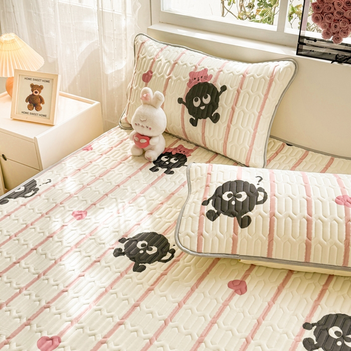 91家纺网 家纺一手货源 找家纺 佰亿莱2024新款小清新印花乳胶凉席 煤球