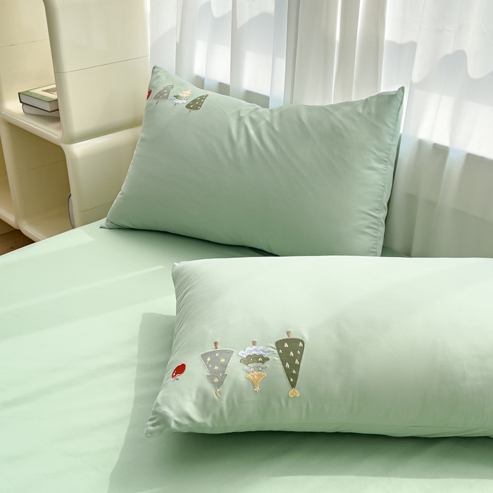 91家纺网 家纺一手货源 找家纺 亲亲公主 2025新款全棉可爱刺绣四件套 幸运树