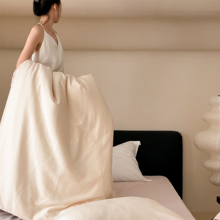 91家纺网 家纺一手货源 找家纺 荣轩家纺   2024年新款天丝棉四件套 遇见-馥芮白