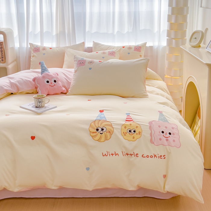 91家纺网 家纺一手货源 找家纺 亲亲公主 2025新款全棉可爱刺绣四件套 粉色曲奇