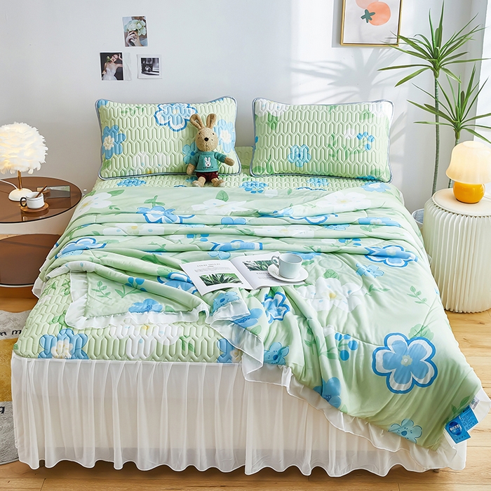 91家纺网 家纺一手货源 找家纺 爱上家居 2024新款印花凉席床裙床单款夏被-床裙款 小绿花