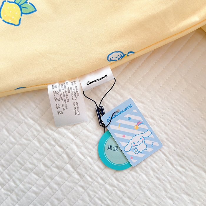 91家纺网 家纺一手货源 找家纺 博雅 2024新款三丽鸥正版系列A类牛奶丝软糯针织棉大豆纤维夏被 针织棉（带防伪标）柠檬玉桂狗