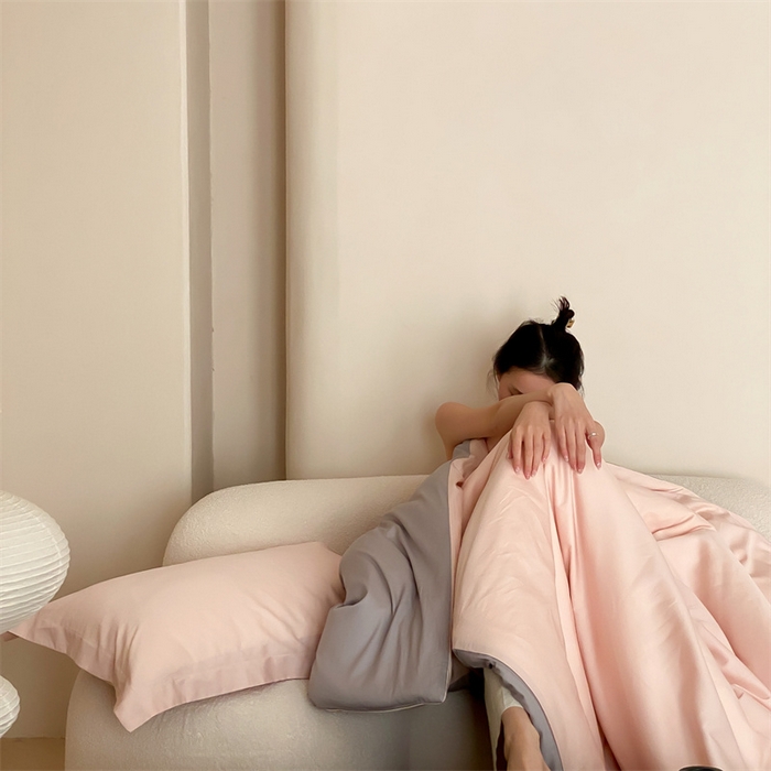 91家纺网 家纺一手货源 找家纺 荣轩家纺   2024年新款天丝棉四件套 遇见-蜜柚