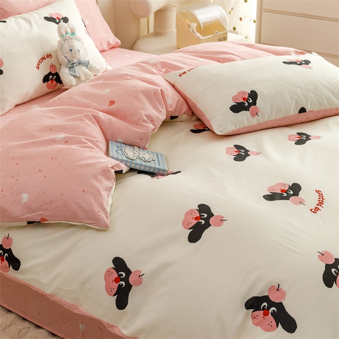 91家纺网 家纺一手货源 找家纺 红粉佳人家纺  2024新款纯棉卡通小清新四件套及单品 恰恰狗