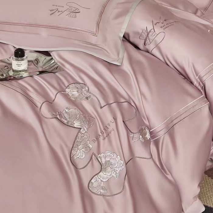 91家纺网 家纺一手货源 找家纺 玖玖爱家纺 2024春夏新品意大利云锦缎四件套 赤豆沙