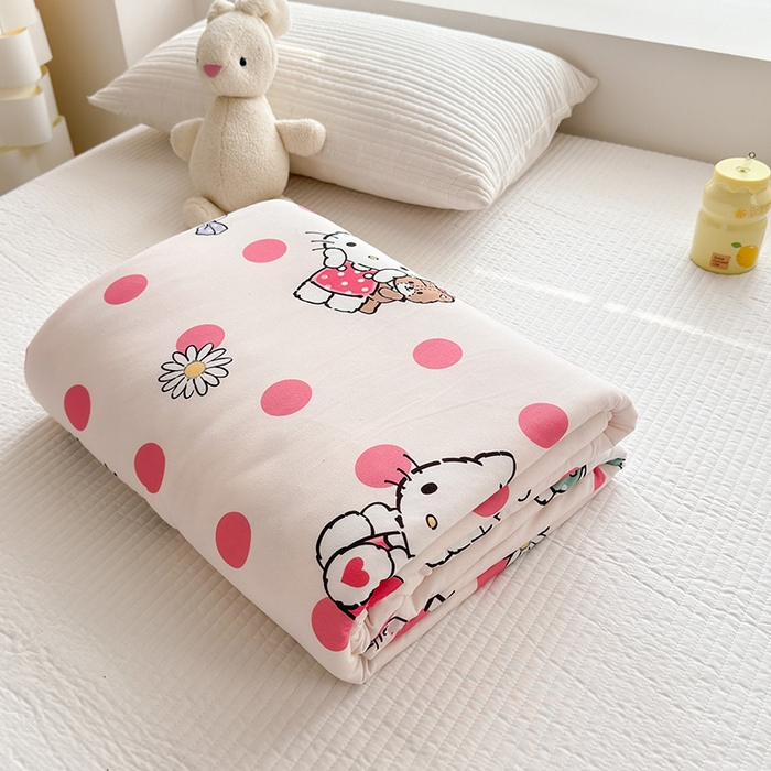 91家纺网 家纺一手货源 找家纺 博雅 2024新款三丽鸥正版系列A类牛奶丝软糯针织棉大豆纤维夏被 针织棉（带防伪标）波点kt猫