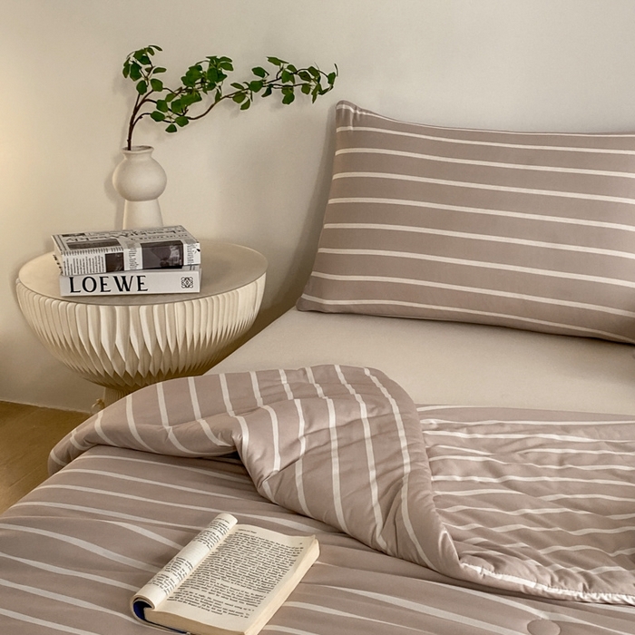 91家纺网 家纺一手货源 找家纺 荔禾家居 A类针织棉无印风夏被 豆蔻-咖