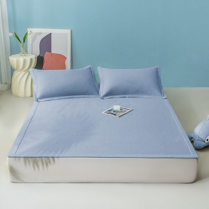 91家纺网 家纺一手货源 找家纺 青雅席业 2025新款A类母婴级凉感丝豆豆凉席 淡雅蓝