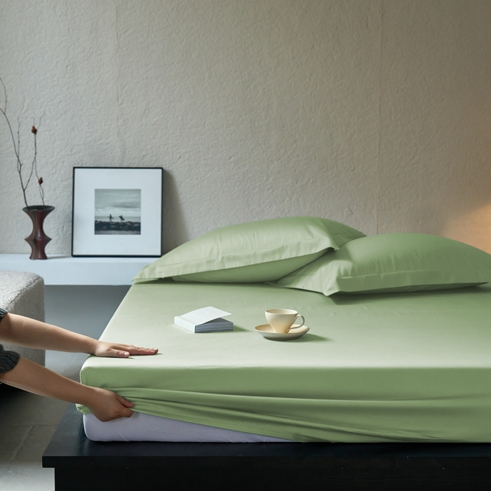 91家纺网 家纺一手货源 找家纺 秀色家纺 2025新款高端酒店50支贡缎长绒棉床笠单件纯棉全棉贡缎可裸睡单双人床上用品 梦易-艾绿