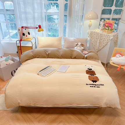 91家纺网 家纺一手货源 找家纺 （总）子钦家纺 2024春夏新款水洗棉毛巾绣奶油风配色四件套