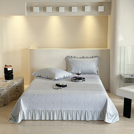 91家纺网 家纺一手货源 找家纺 （总）源舜家纺 2025新款莱赛尔纯色花边夹棉床盖