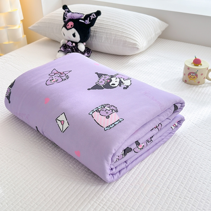 91家纺网 家纺一手货源 找家纺 博雅 2024新款三丽鸥正版系列A类牛奶丝软糯针织棉大豆纤维夏被 针织棉（带防伪标）紫色库洛米