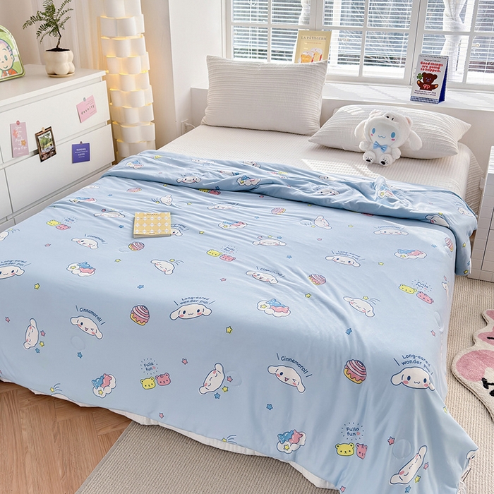 91家纺网 家纺一手货源 找家纺 博雅 2024新款三丽鸥正版系列A类牛奶丝软糯针织棉大豆纤维夏被 针织棉（带防伪标）蛋糕玉桂狗