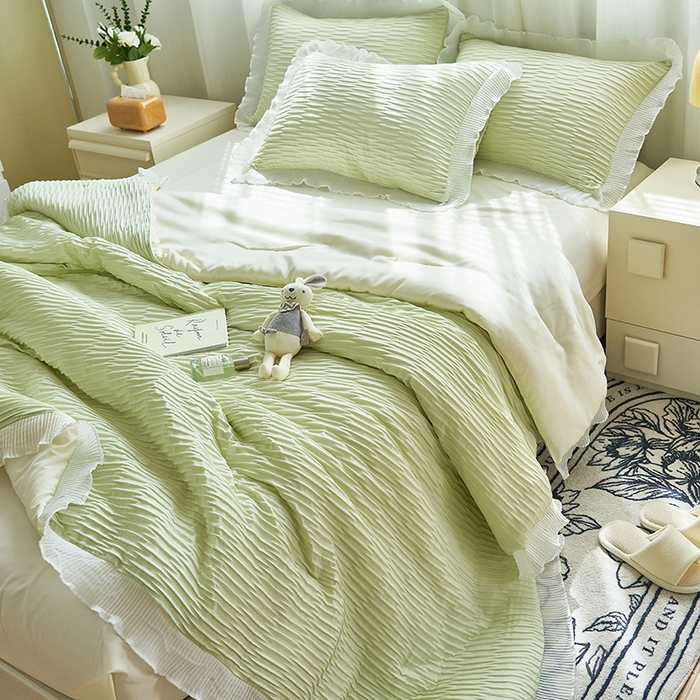 91家纺网 家纺一手货源 找家纺 畅销被业  2024新款泡泡纱花边夏被四件套 花边款泡泡纱-芥末绿