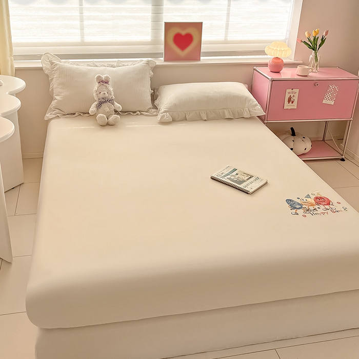 91家纺网 家纺一手货源 找家纺 2024新款A类全棉水洗棉绣花单床笠 奇趣小怪兽-月光白