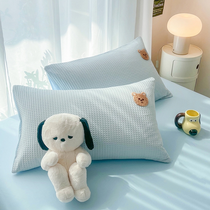 91家纺网 家纺一手货源 找家纺 慕尚 2025新款全棉华夫格毛巾绣四件套 华夫格小熊仔蓝