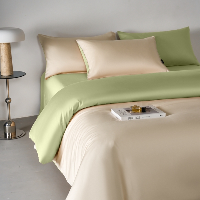 91家纺网 家纺一手货源 找家纺 秀色家纺 2025新款轻奢60支贡缎高支贡缎长绒棉全棉四件套简约纯色床上被套床单床笠式 米朵-奶昔白+山栀茶