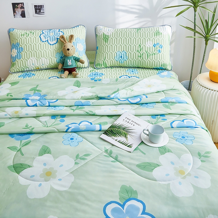 91家纺网 家纺一手货源 找家纺 爱上家居 2024新款印花凉席床裙床单款夏被-床裙款 小绿花