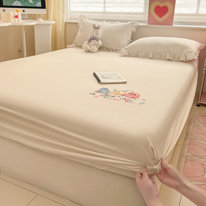 91家纺网 家纺一手货源 找家纺 2024新款A类全棉水洗棉绣花单床笠 奇趣小怪兽-月光白