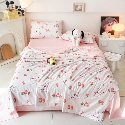 91家纺网 家纺一手货源 找家纺 （总）倾慕家纺 新款A类小清新水洗棉小花边夏被系列