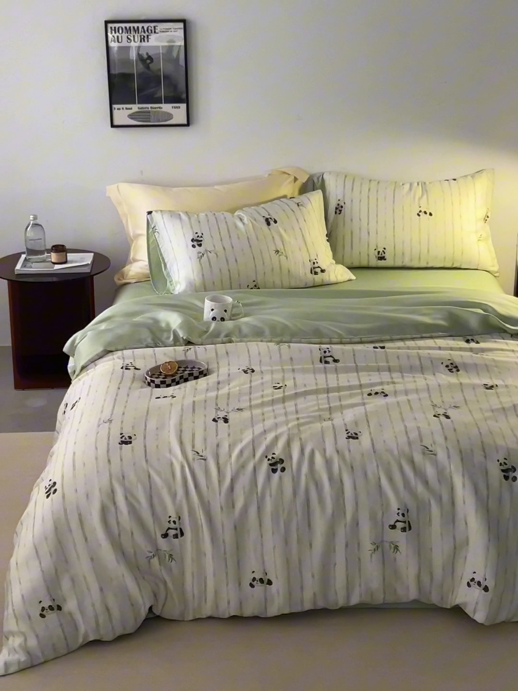 91家纺网 家纺一手货源 找家纺 时年家纺 2024春夏新品莱赛尔天丝印花四件套 淘气熊猫