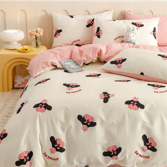 91家纺网 家纺一手货源 找家纺 红粉佳人家纺  2024新款纯棉卡通小清新四件套及单品 恰恰狗