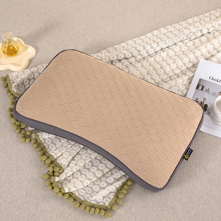 91家纺网 家纺一手货源 找家纺 2025新款直播爆款针织空气层荞麦枕 针织空气层荞麦咖色