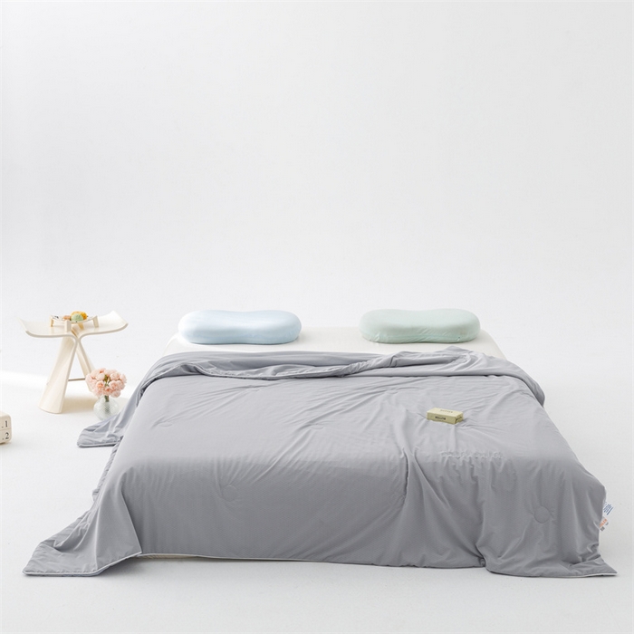 91家纺网 家纺一手货源 找家纺 （总）丝幔家纺 2025新款A类提花绣花凉感夏被 被子被芯