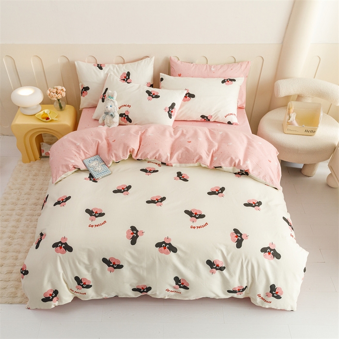 91家纺网 家纺一手货源 找家纺 红粉佳人家纺  2024新款纯棉卡通小清新四件套及单品 恰恰狗