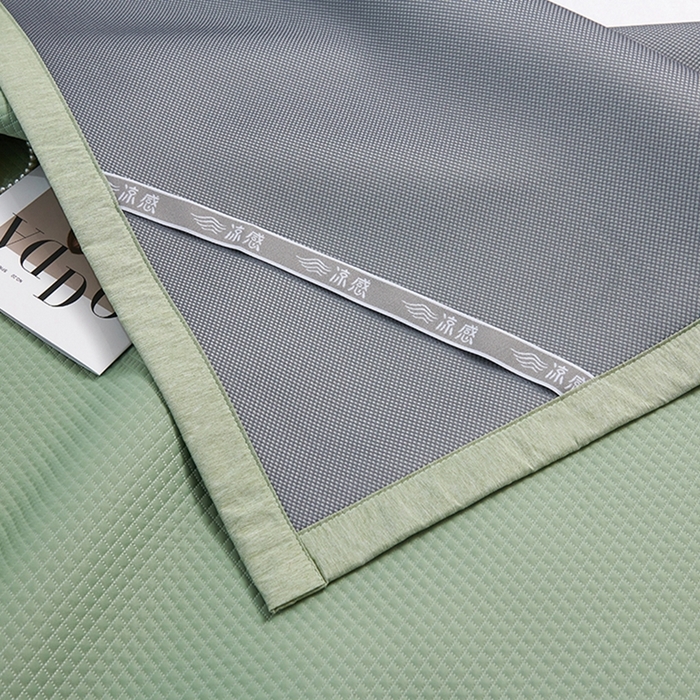 91家纺网 家纺一手货源 找家纺 青雅席业 2025新款A类母婴级刺绣冰豆豆凉席 天鹅湖-绿