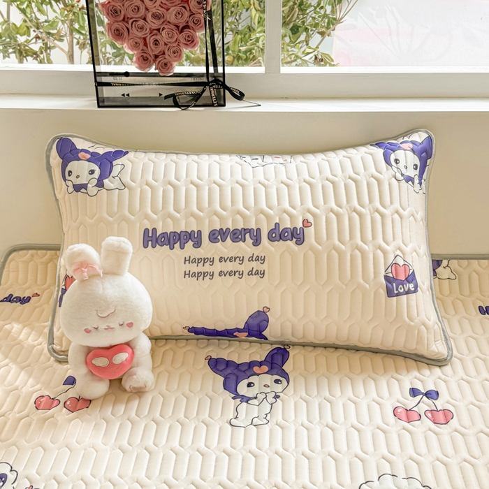 91家纺网 家纺一手货源 找家纺 佰亿莱2024新款小清新印花乳胶凉席 库洛兔兔