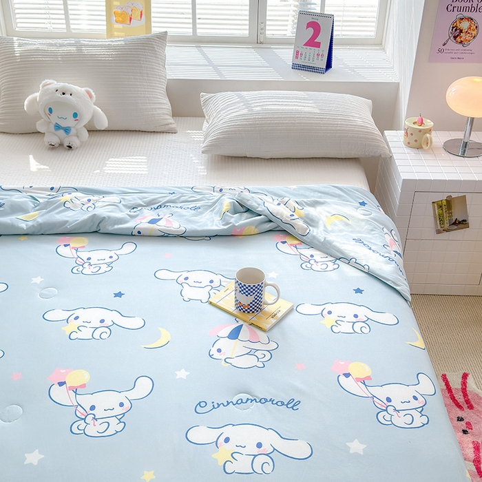 91家纺网 家纺一手货源 找家纺 博雅 2024新款三丽鸥正版系列A类牛奶丝软糯针织棉大豆纤维夏被 针织棉（带防伪标）气球玉桂狗