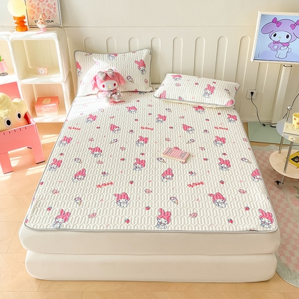 91家纺网 家纺一手货源 找家纺 （总）金爱家 2024新款A类三丽鸥高品质可组合凉感丝乳胶席牛奶丝针织棉软糯夏被四件套