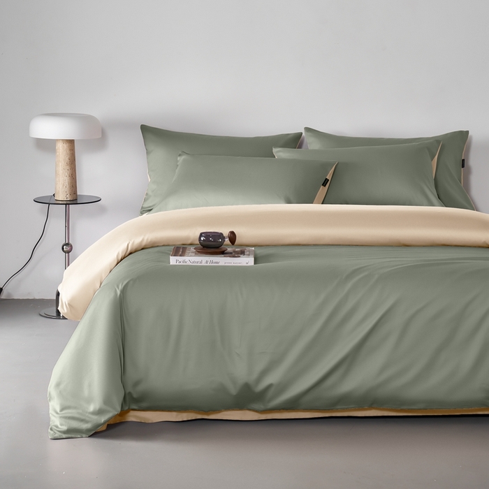 91家纺网 家纺一手货源 找家纺 秀色家纺 2025新款轻奢60支贡缎高支贡缎长绒棉全棉四件套简约纯色床上被套床单床笠式 米朵-琉璃+香槟金