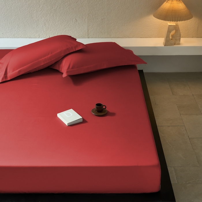 91家纺网 家纺一手货源 找家纺 秀色家纺 2025新款高端酒店50支贡缎长绒棉床笠单件纯棉全棉贡缎可裸睡单双人床上用品 梦易-海棠红