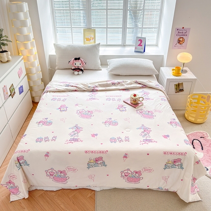 91家纺网 家纺一手货源 找家纺 （总）博雅 2024新款三丽鸥正版系列A类牛奶丝软糯针织棉大豆纤维夏被